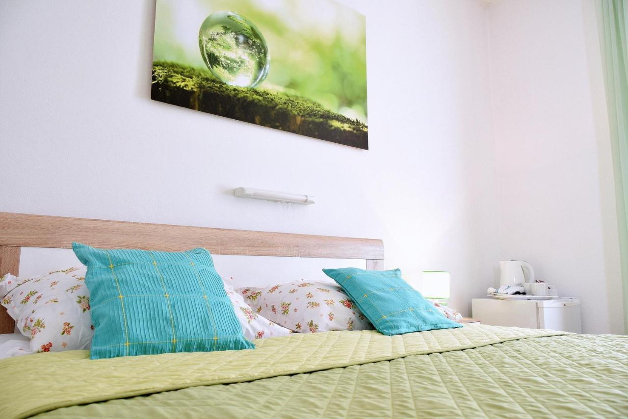 Palit Rooms Vilma Close To Rab City מראה חיצוני תמונה